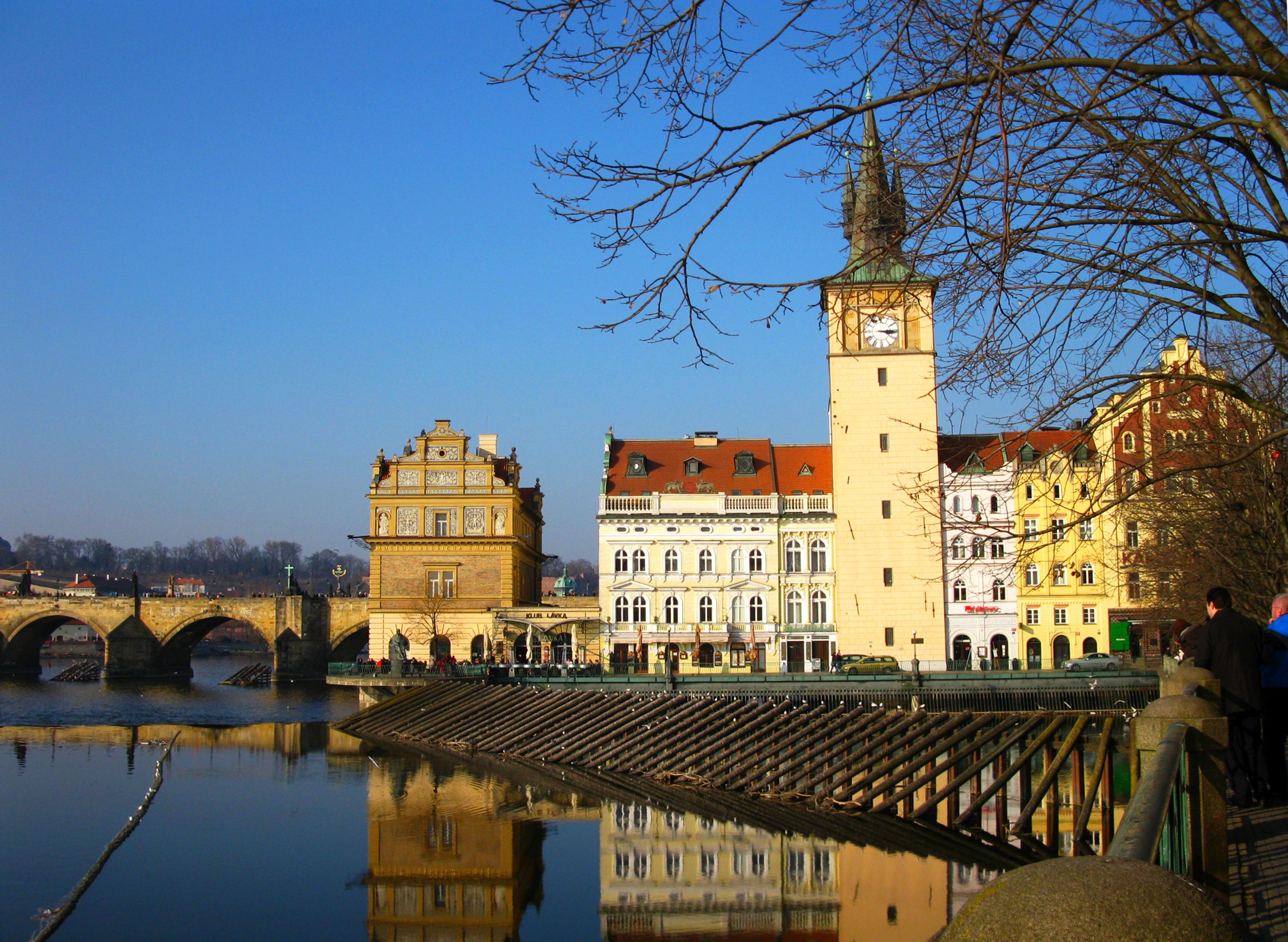 Staroměstská vodárna s věží