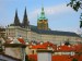 Pražský hrad nad malostranskými střechami